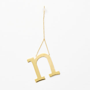 イニシャルピアス　n