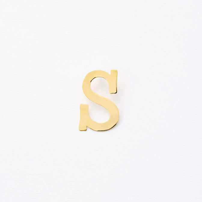 イニシャルピアス 　S(ポストタイプ)