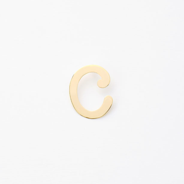 イニシャルピアス c(ポストタイプ)