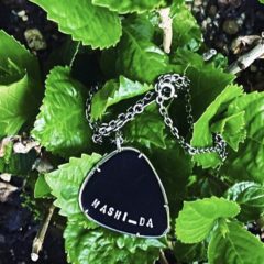 大切な物をペンダントに！