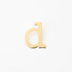initial ピアス d（ポストタイプ）
