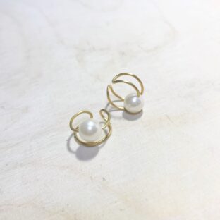 パールイヤカフ