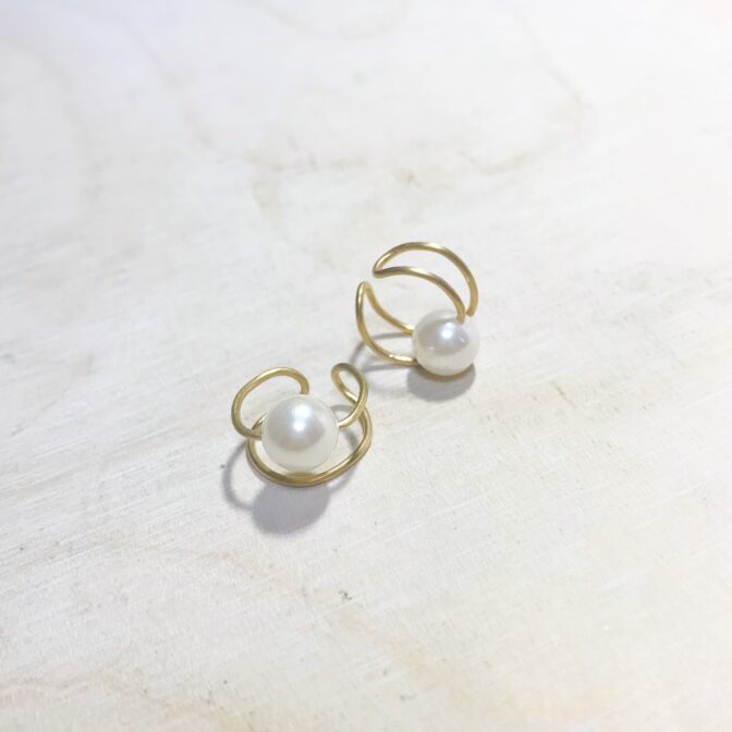 パールイヤカフ